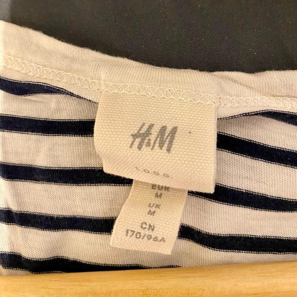 H&M White and navy striped dress - Picture 3 of 4